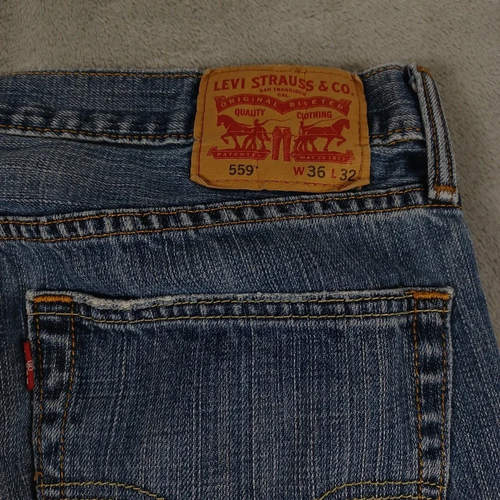 Levis 559 Jeans Men 36x30 Blue Denim Relaxed Fit Straight Leg Pockets Distressed